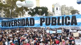 Deprimidos y enojados, y aún sin salida