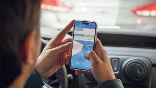 Estacionamiento medido sin “naranjitas” en Córdoba: Qué deben hacer los vecinos que viven en zonas tarifadas