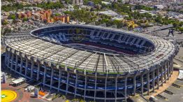 El Estadio Azteca se hunde 