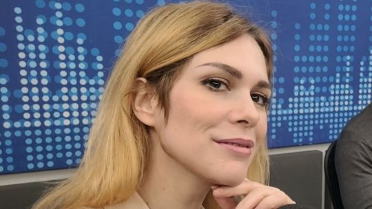 Buscan a las ex de los funcionarios para que cuenten sus secretos: la teoría conspirativa de Lilia Lemoine