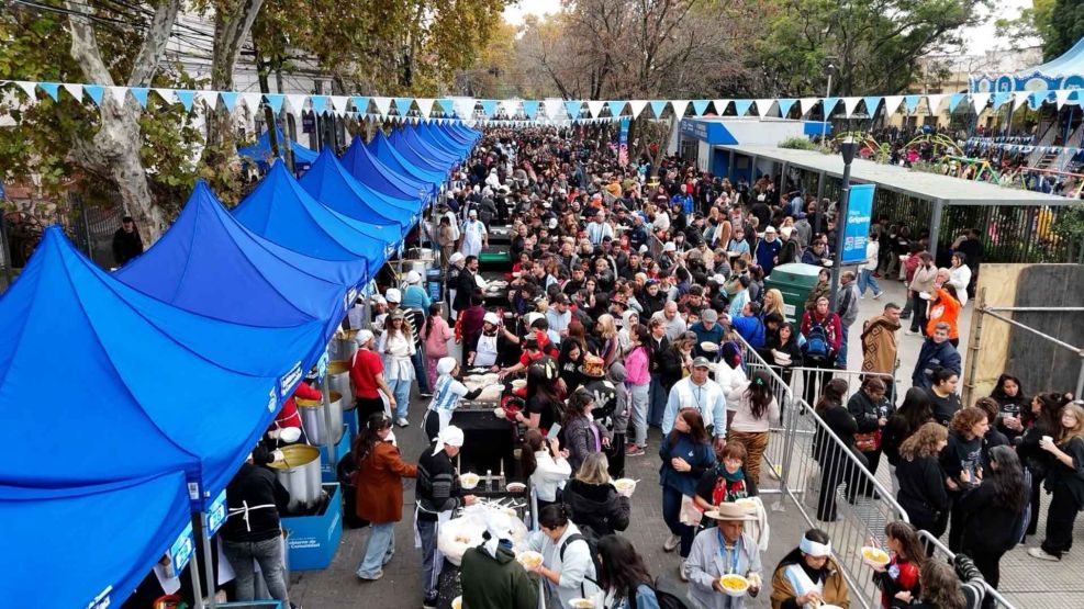 Lomas por la Patria en Comunidad