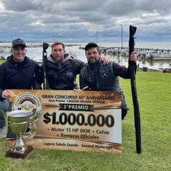 El torneo se desarrolló en modalidad embarcada y por tríos, utilizando como sistema la suma del peso de los tres mejores pejerreyes obtenidos por cada equipo. 