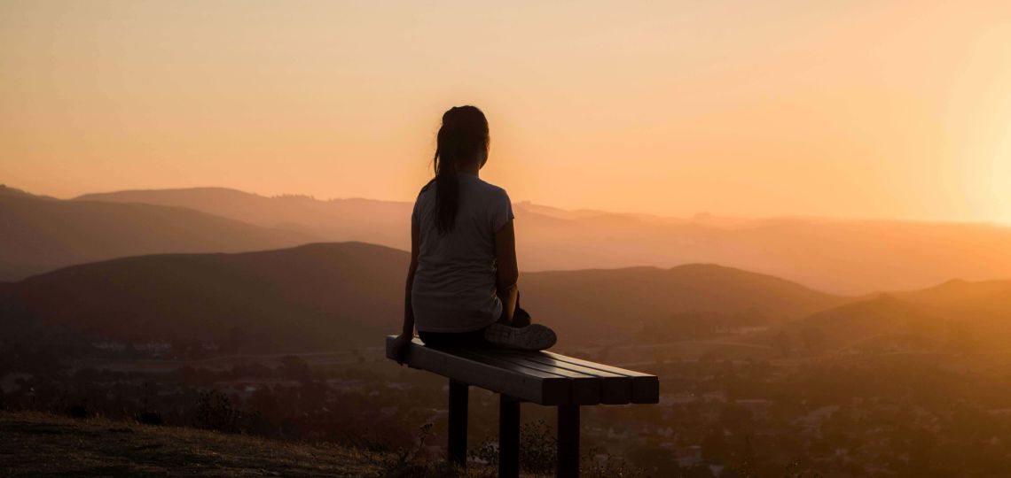 El atardecer como ansiolítico natural: qué dice la ciencia sobre la hora dorada