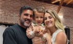 El antes y el después del living de Mica Viciconte y Fabián Cubero: moderno, funcional y con los puff que son tendencia