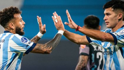 Racing ganó su último partido internacional del año - Duván Vergara