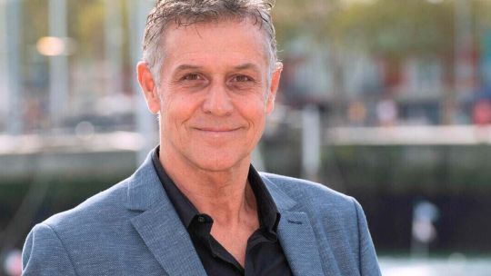 Dolor en el espectáculo: murió el actor francés Pierre Deny, de Emily in Paris, a los 69 años