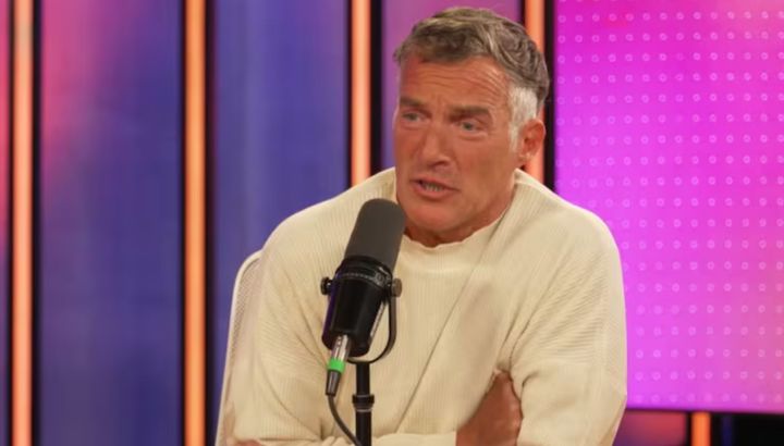 La reacción de Eduardo Carrera al ver a su hija Mía por primera vez en vivo