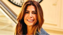 Entramos al comedor de Juliana Awada: colorido, lleno de recetas y detalles rústicos