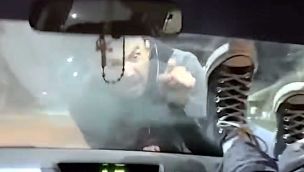 DETIENEN AL TAXISTA ACUSADO DE ACOSO Y VIOLENCIA  27052026