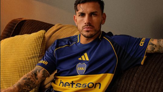 Boca presentó su nueva camiseta en homenaje a la Copa Libertadores 2001: cuánto cuesta y cómo comprarla