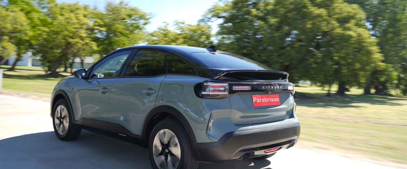 Probamos el nuevo Citroën C4 Hybrid: Va para donde hay que ir...