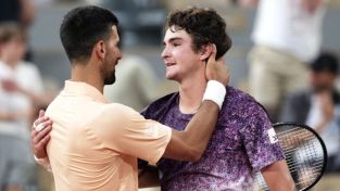 Joao Fonseca y Djokovic