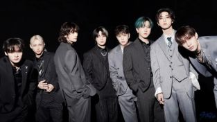 Stray Kids