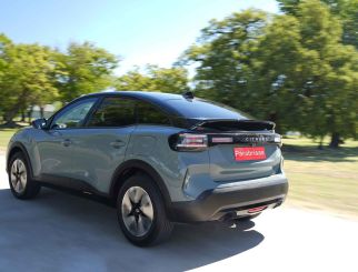 Probamos el nuevo Citroën C4 Hybrid: Va para donde hay que ir...