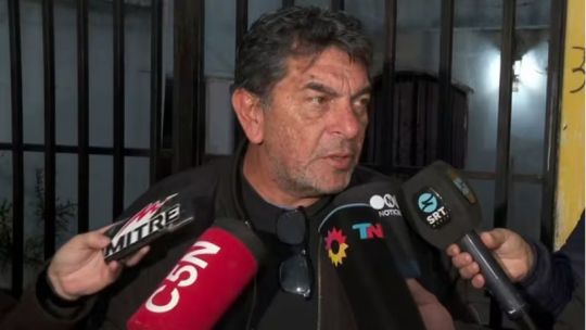El abuelo de Agostina Vega explotó contra Quinteros: “Más vale que mi nieta aparezca con vida”