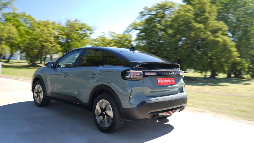 Probamos el nuevo Citroën C4 Hybrid: Va para donde hay que ir...