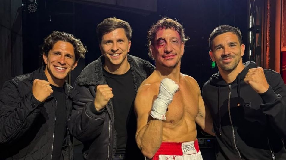 Giuliano, Gianluca y Giovanni Simeone con Nico Vázquez
