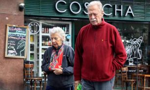 310526_jubilados_abuelos_tercera_edad_na_g