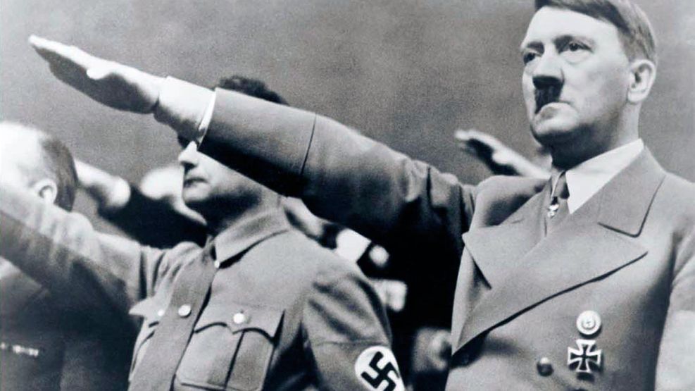 310526_hitler_cedoc_g