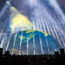 El rapero y productor estadounidense Kanye West actuó en el escenario durante un concierto en el Estadio Olímpico Atatürk de Estambul, como parte de su gira "YE Live in Istanbul". | Foto:Yasin Akgul / AFP