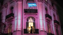 Para Cristina Kirchner: proyectaron la Casa Rosada en San José 1111
