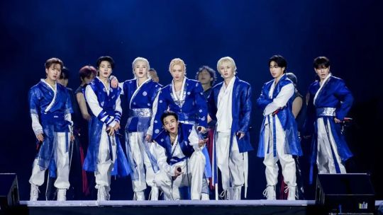 Stray Kids