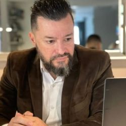 Radio Perfil 