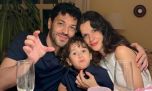 Así es la casa de Violeta Urtizberea y Juan Ingaramo: paredes decoradas por su hija, estudio de música y parque de juegos
