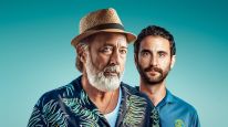 Guillermo Francella y Dani Roviraarrasan en Disney+ con el estreno de la película Playa de lobos