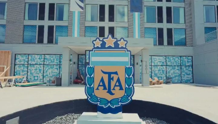 Cómo es el hotel en el que se aloja la Selección Argentina para el Mundial 2026: cuarto de juegos y fiebre albiceleste