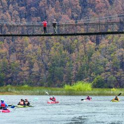 Luego de 30 años, en el Parque Nacional Los Alerces, Chubut, se volvió a vivir la tradicional travesía en kayaks y canoas por aguas abiertas con fines recreativos, turísticos y comunitarios.