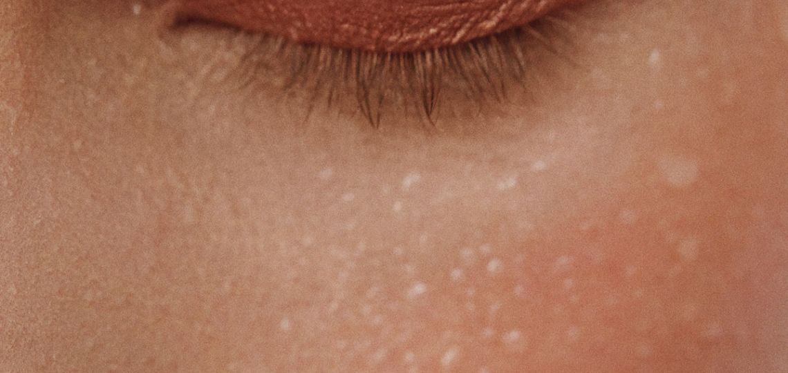 Vitaminas A, B, C y E: por qué son esenciales en tu skin care