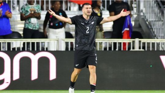El partido de Tim Payne: cómo jugó el futbolista de Nueva Zelanda que se hizo viral por un influencer argentino