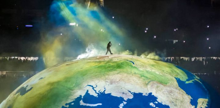 El rapero y productor estadounidense Kanye West actuó en el escenario durante un concierto en el Estadio Olímpico Atatürk de Estambul, como parte de su gira "YE Live in Istanbul".