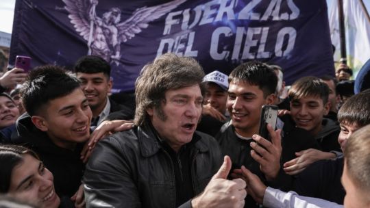 Encuesta: ¿los jóvenes que apoyaron a Milei en el 2023 volverán a votarlo en el 2027?