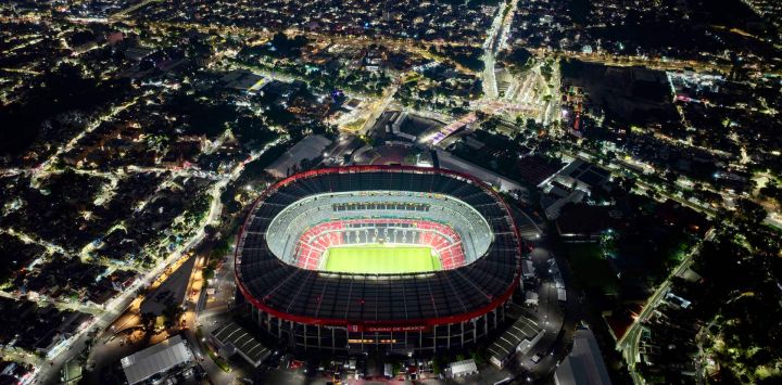Vista aérea tomada con un dron del simbólico Estadio Azteca de la Ciudad de México, que será anfitrión del partido inaugural de la Copa Mundial de la FIFA 2026 el 11 de junio, en la Ciudad de México, capital de México.