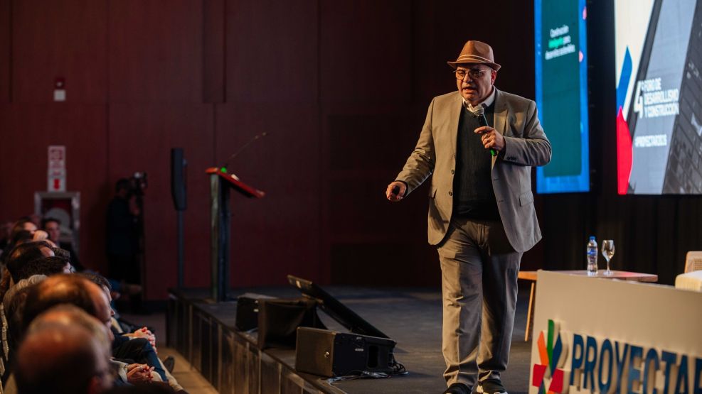 Di Stefano Proyectar