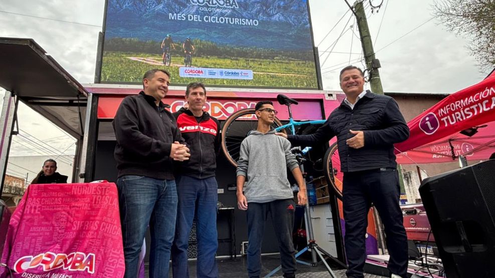 La Cumbre Lanzamiento Cicloturismo