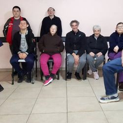Darío Szraka, director de la compañía Pequeño Rex, impulsa desde hace ocho años un proyecto de teatro inclusivo que pone el foco en la creación artística y la potencia de la diferencia. | Foto:Cedoc