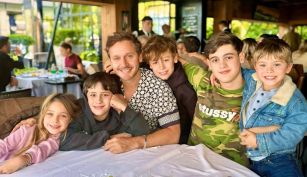 Benjamín Vicuña y sus hijos