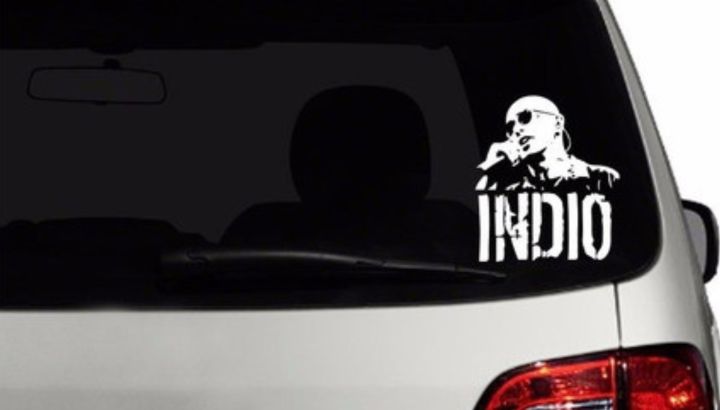 Las canciones del Indio Solari que hablan de autos: motores, rutas y referencias ocultas en sus letras