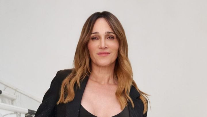 Adiós a los pantalones sastreros: Vero Lozano deslumbró con la bermuda que es tendencia este invierno