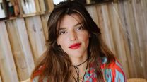 Calu Rivero mostró la biblioteca que usa para criar a sus hijos: anarquía, filosofía oriental y la tecnología de lo sagrado