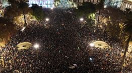 Fanáticos del Indio Solari en plaza de mayo 06062026