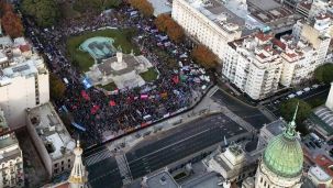 060626_marcha_niunamenos_protesta_congreso_afp_g