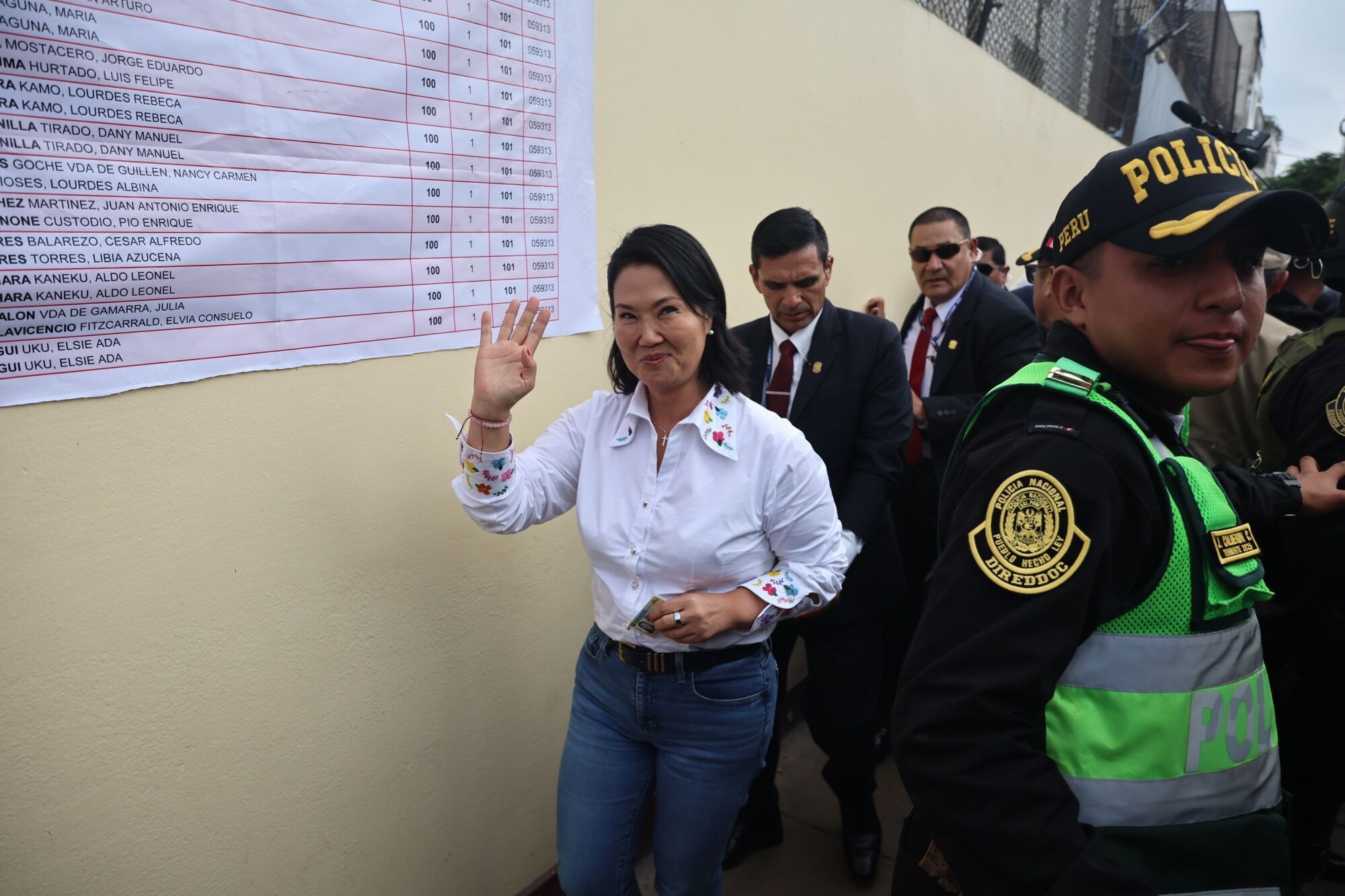 Peruvians Vote In Presidential Runoff Election