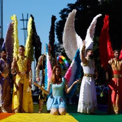 Los asistentes participan en el 30º Desfile del Orgullo LGBT en São Paulo, Brasil. | Foto:MIGUEL SCHINCARIOL / AFP