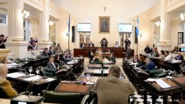 Crece la tensión en Corrientes por el proyecto oficialista para cambiar el Estatuto "a espaldas de los docentes"