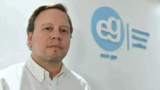 Sebastián Menescaldi: "Hoy las familias están sobreendeudada