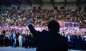 Milei fue a un acto evangélico en Chaco 09062026